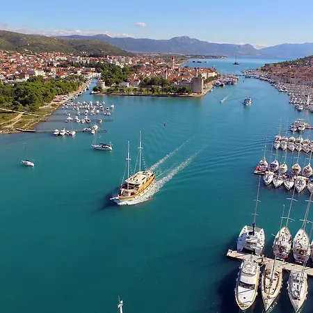Gostinjska kuća Ivanka Trogir