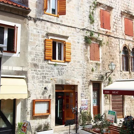 Ivanka Gostinjska kuća Trogir