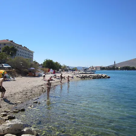 Ivanka 3* تروغير