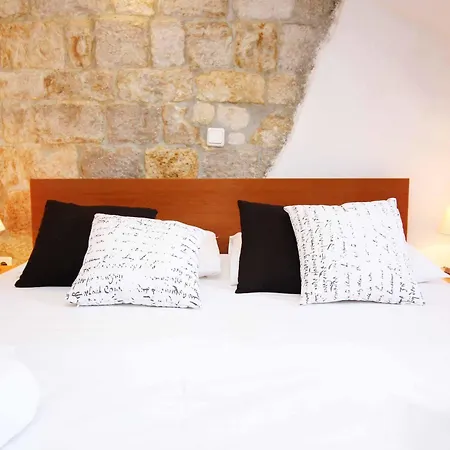 Ivanka Guest house 3*